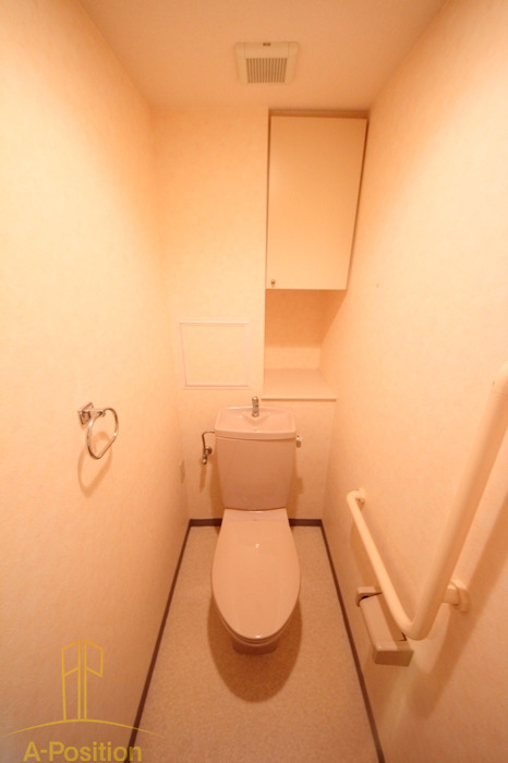 トイレ　プリムベェール立売堀