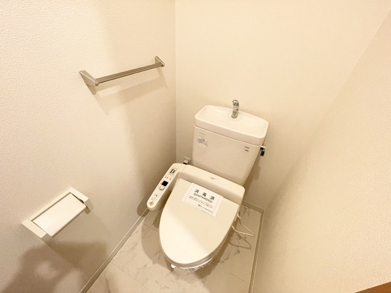 トイレ　シャワー付きトイレ