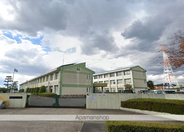 小学校　光ケ丘小学校（小学校）まで522m