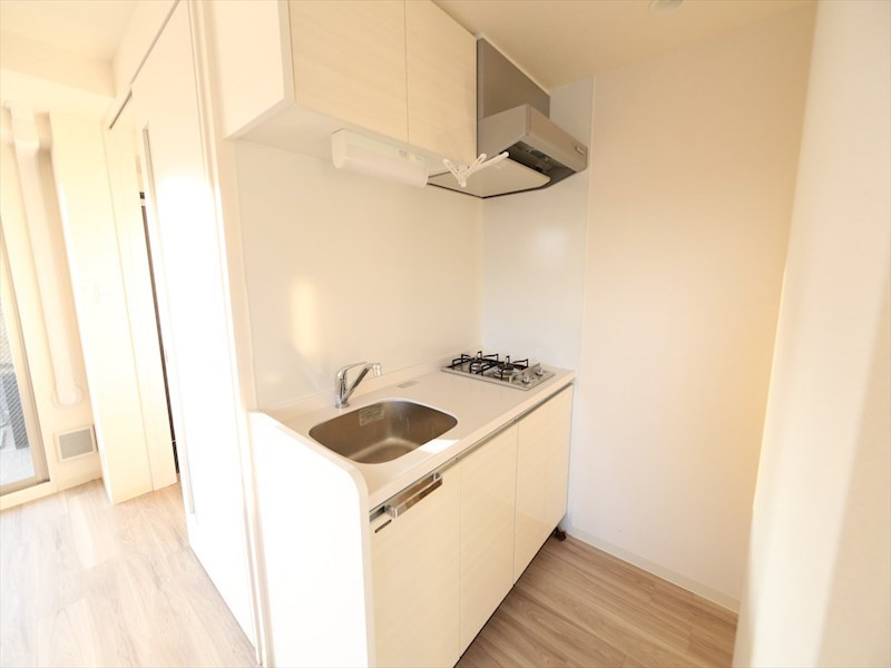 キッチン　システムキッチン（ガス2口コンロ付）