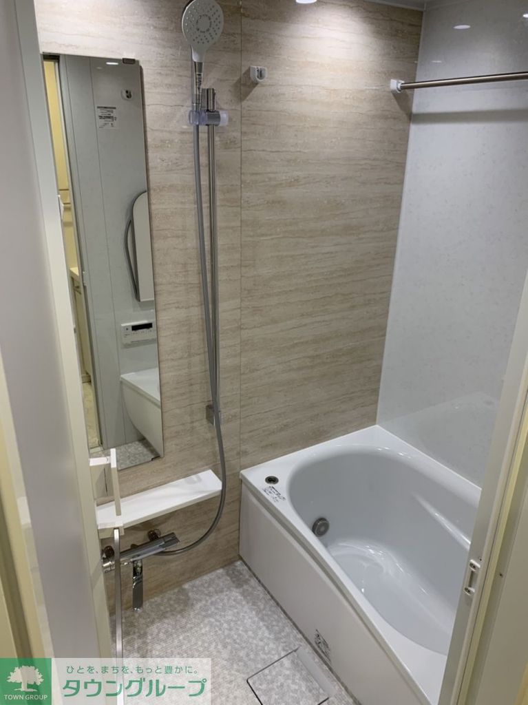 バス・シャワールーム　バス