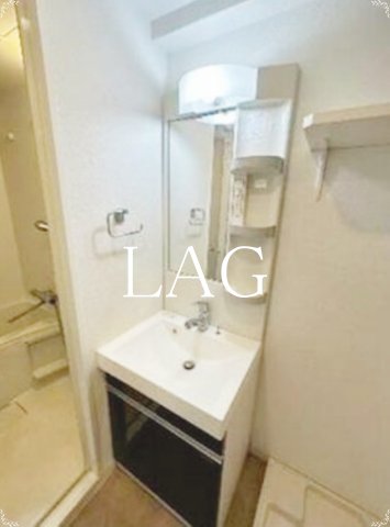 洗面設備　独立洗面台です。