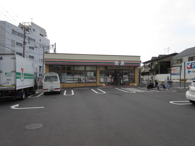 コンビニ　セブンイレブン板橋教育科学館前店（コンビニ）まで838m