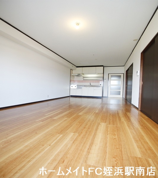 居室・リビング　★人気のファミリータイプ♪★参考写真