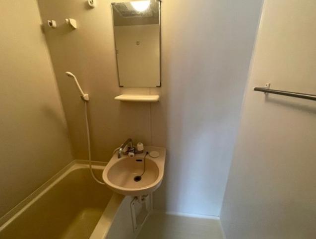 バス・シャワールーム　風呂