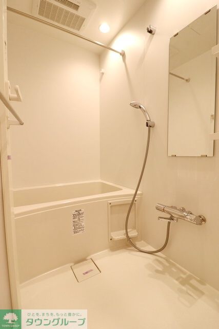 バス・シャワールーム　バス