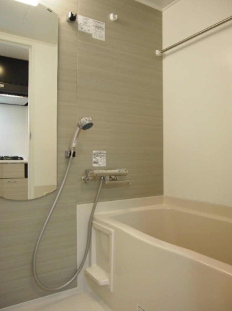 バス・シャワールーム　風呂