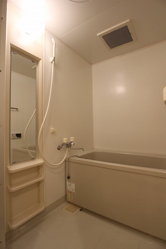 バス・シャワールーム　※同物件別部屋参考画像