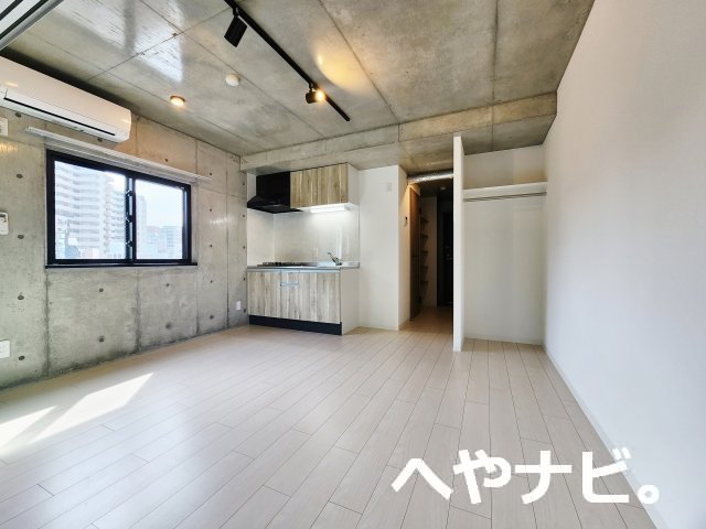 居室・リビング　※別号室写真です。