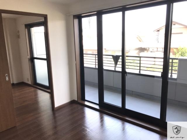 居室・リビング　リビング