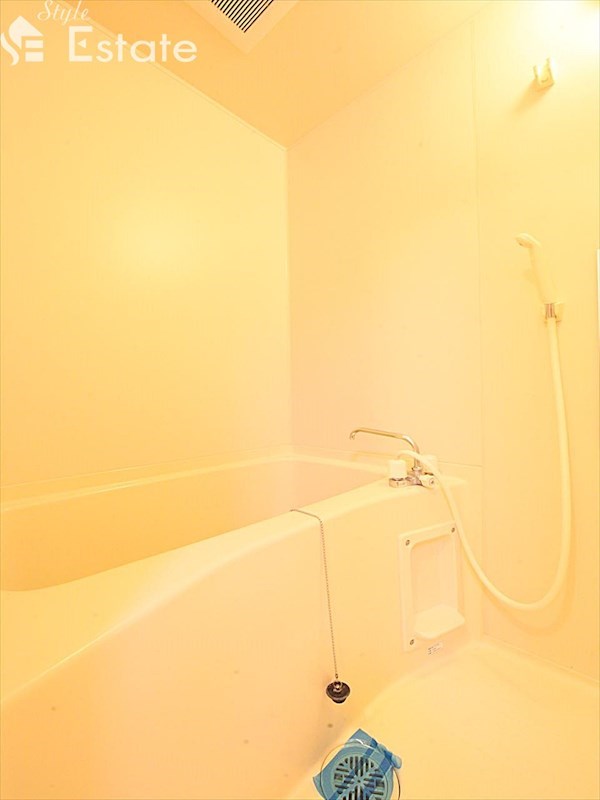 バス・シャワールーム　バスルーム