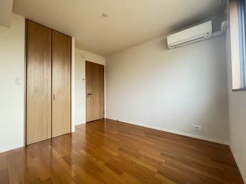 居室・リビング　※同タイプの部屋写真です