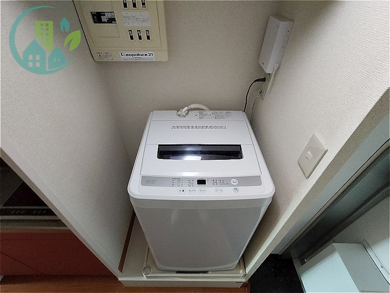 洗面設備　レオパレス御影塚町（家具・家電付、仲介手数料不要）