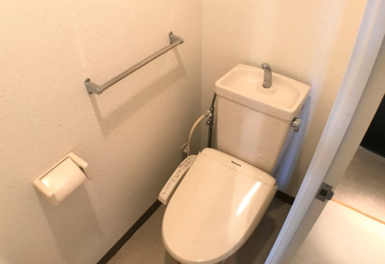 トイレ　落ち着いたトイレです