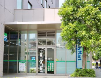 コンビニ　ファミリーマート東武鉄道本社店（コンビニ）まで352m