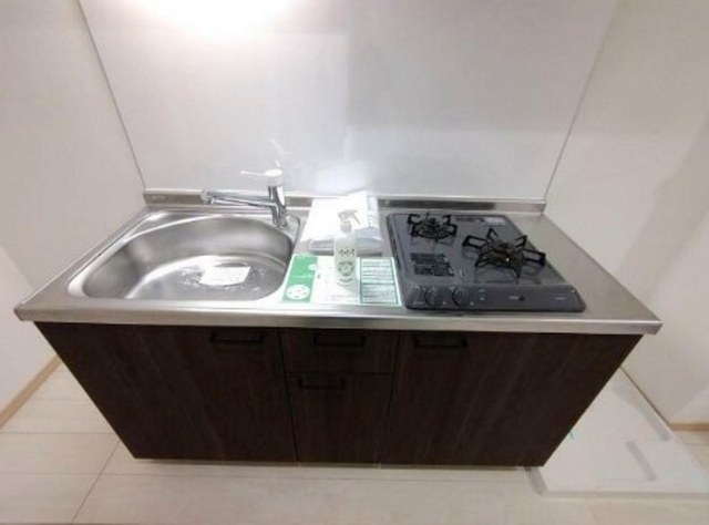 キッチン　参考写真　同物件別部屋