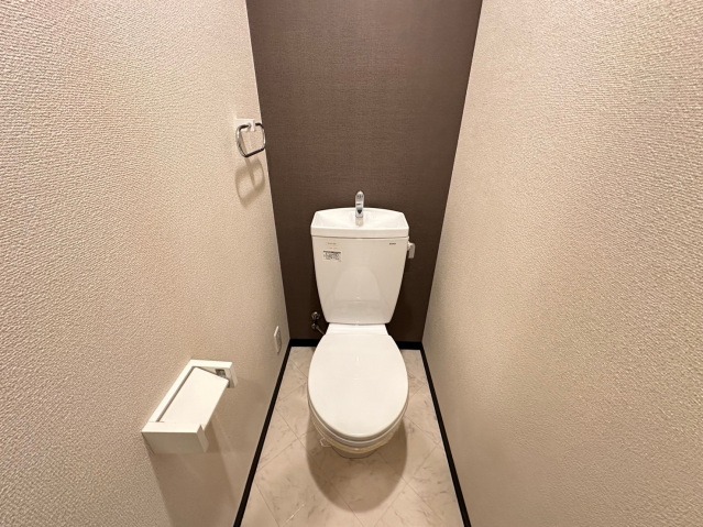 トイレ　もちろんバス・トイレ別