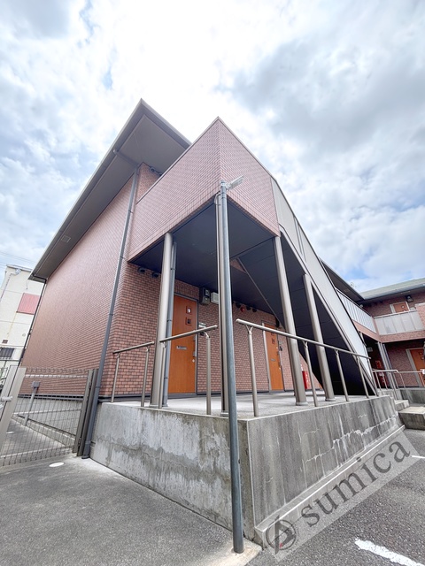 建物外観　スタイリッシュな建物です＾＾