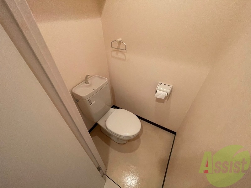 トイレ　トイレです。ウォシュレット付を探している方、おすすめです。