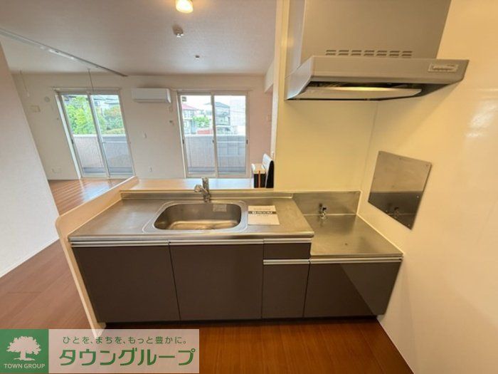 キッチン　お問合せはタウンハウジングまで！※現地待合わせ相談可能