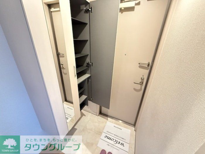 玄関　お問合せはタウンハウジングまで！※現地待合わせ相談可能