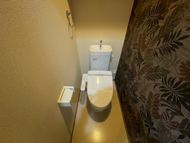 トイレ　※同施工会社のイメージ写真※
