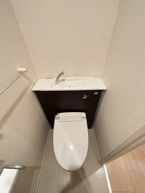 トイレ　※同間取り別部屋