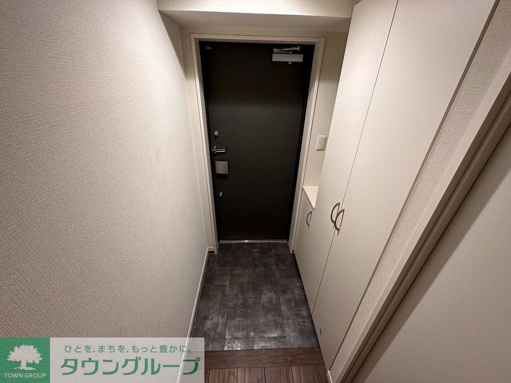 玄関　タウンハウジングレジデンス事業部　恵比寿店・赤坂店までお問…