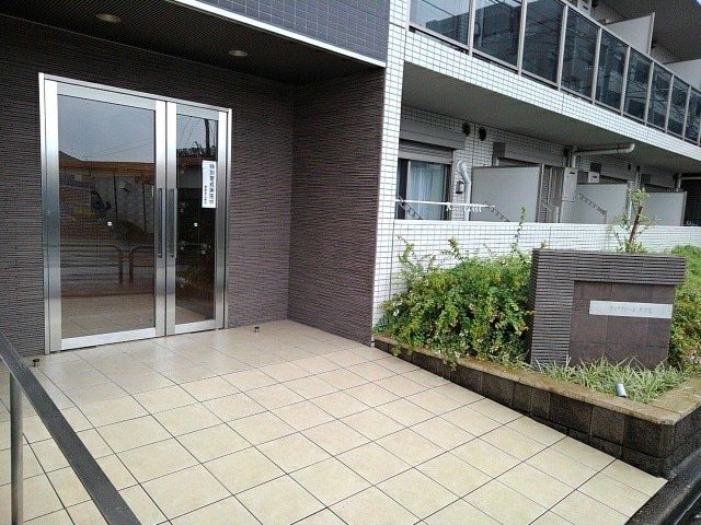 エントランス　エントランス