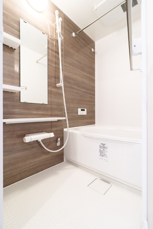 バス・シャワールーム　図面と現状に相違がある場合には現状を優先
