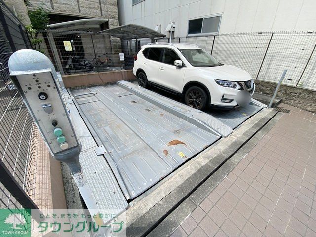 駐車場　駐車場