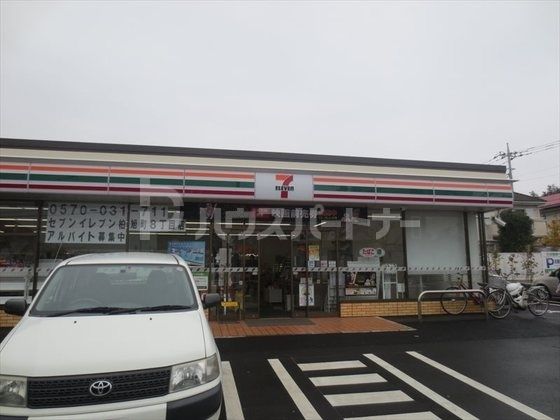 コンビニ　セブン-イレブン 柏旭町８丁目店（コンビニ）まで380m