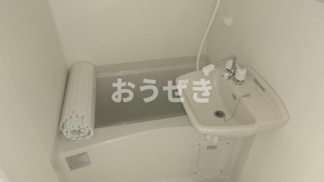 バス・シャワールーム　?