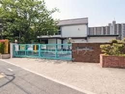 小学校　船橋市立南本町小学校（小学校）まで520m