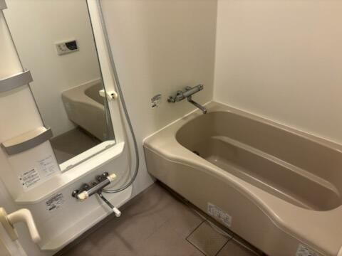 バス・シャワールーム　写真は同タイプ住居です。