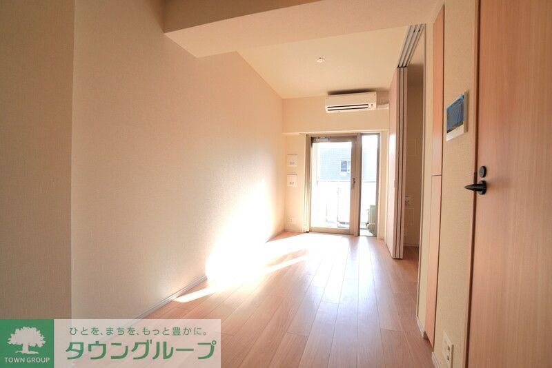 リビオメゾン御茶ノ水EASTの居間写真