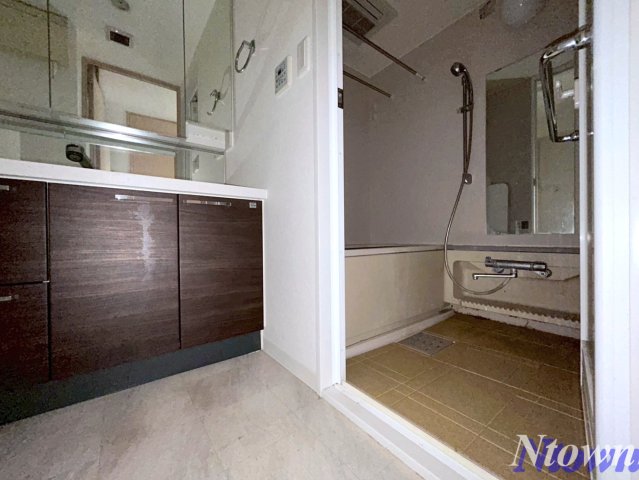 洗面設備　忙しい朝には欠かせない洗面所です