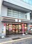 コンビニ　セブンイレブン新宿大久保1丁目店（コンビニ）まで226m