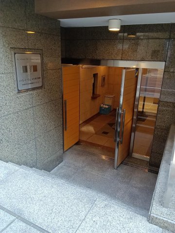 メゾン・ド・ヴィレ日本橋茅場町の外観写真