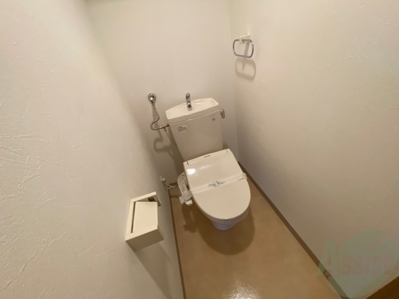 トイレ　トイレです。ウォシュレット付を探している方、おすすめです。