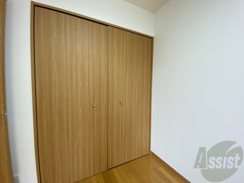 収納　寝室の収納です。部屋がすっきり片付きます。