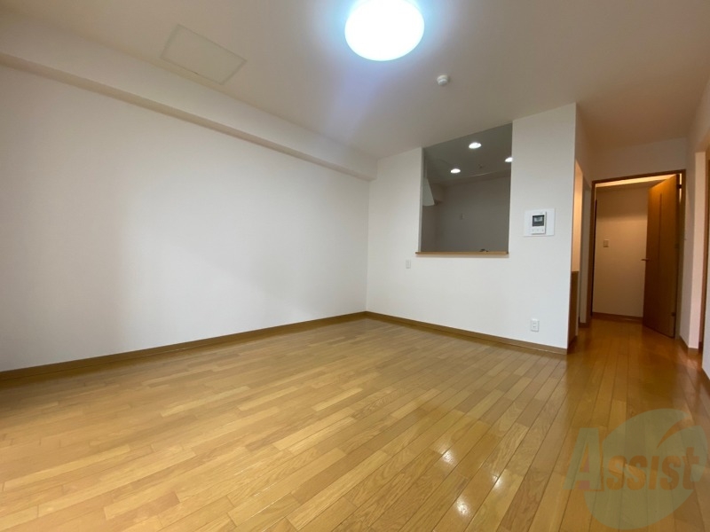 居室・リビング　広くてキレイなお部屋が広がっていて、充実した生活が送れそう。