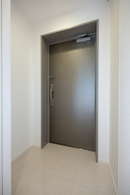 玄関　※写真は同タイプ住戸です。