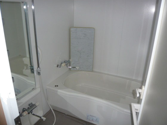 バス・シャワールーム　※掲載写真は同マンション別部屋参考写真となります。