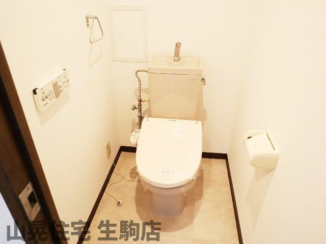 【生駒市東生駒のマンションのトイレ】