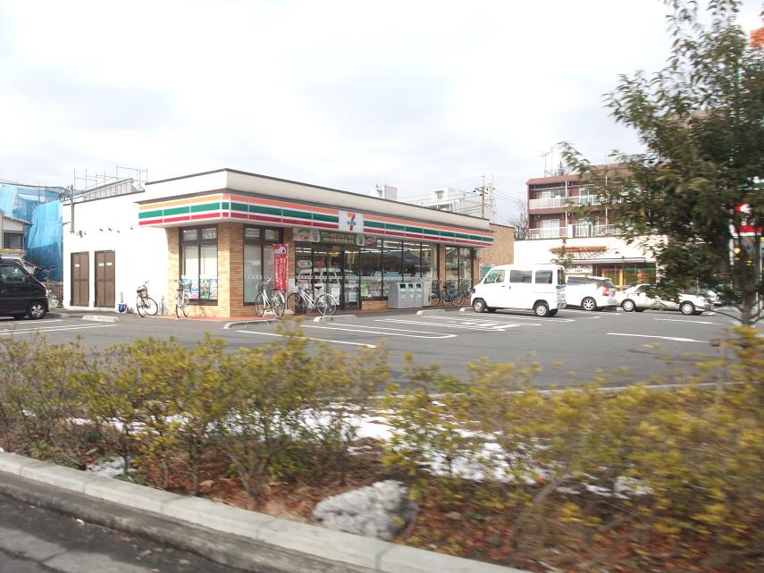 コンビニ　セブンイレブン練馬関町東1丁目店（コンビニ）まで341m