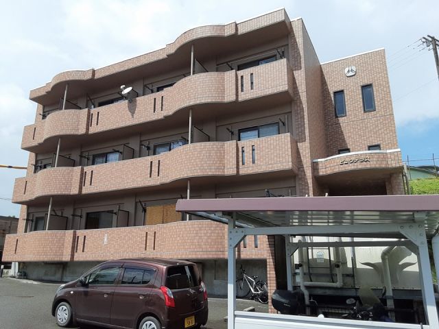 四日市市大矢知町のマンションの建物外観
