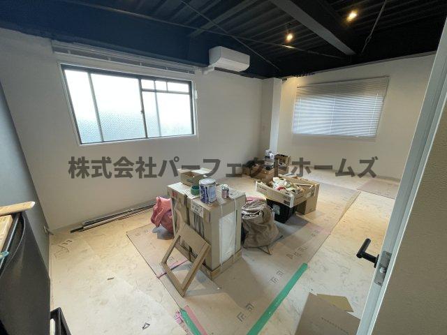 居室・リビング　居間です