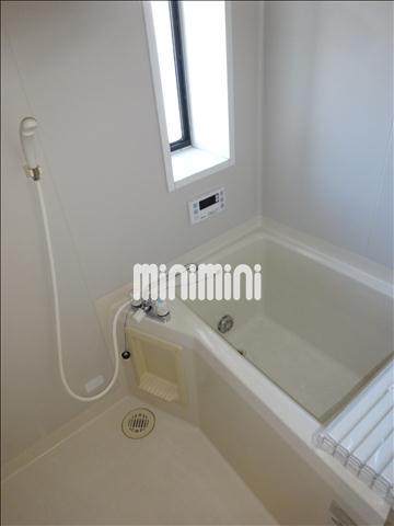 バス・シャワールーム　追炊き機能付です。