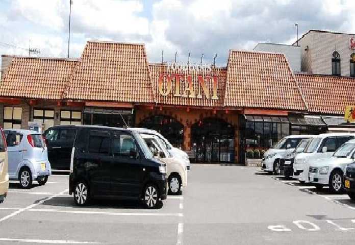 スーパー　（株）オータニ／戸祭店（スーパー）まで2329m